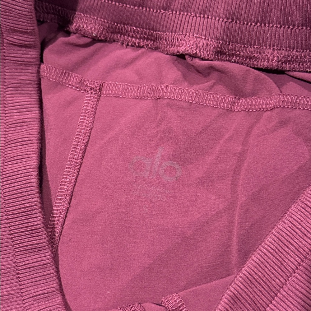 Alo Joggers - Picture 6 of 13